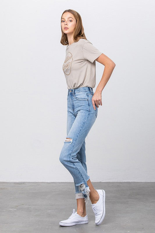 PREMIUM TAPERED JEANS