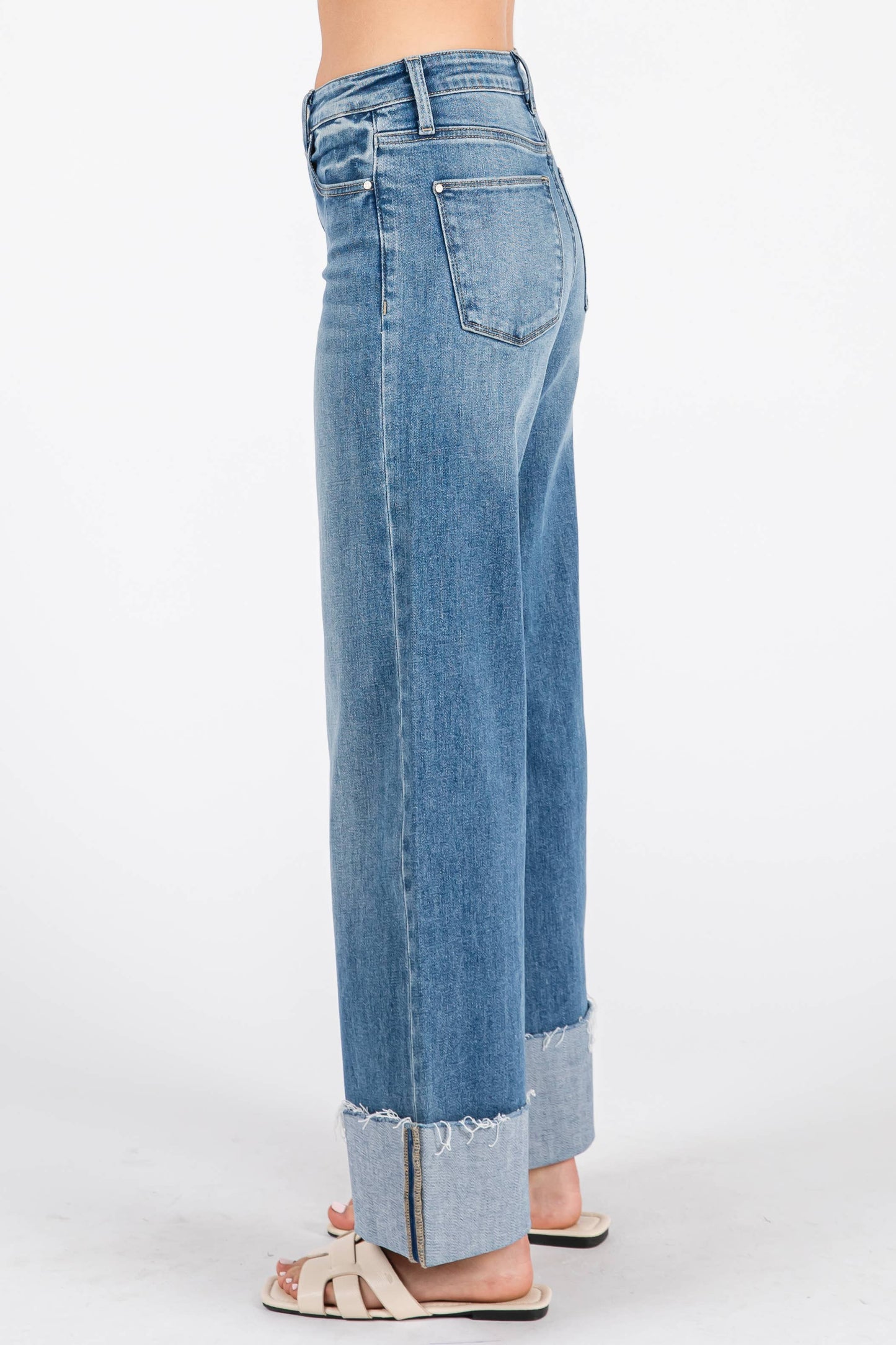 HIGH RISE STRETCH WIDE LEG W/ CUFFED HEM JEANS