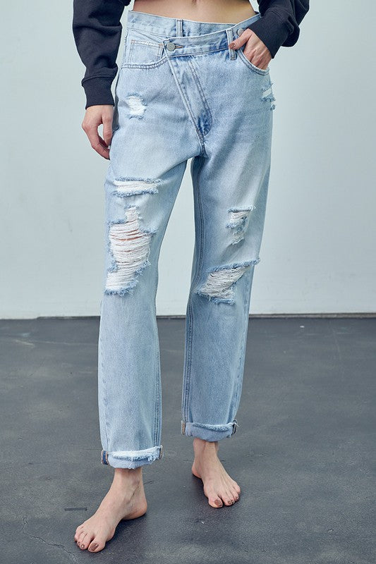 Crossover Boyfriend Jeans