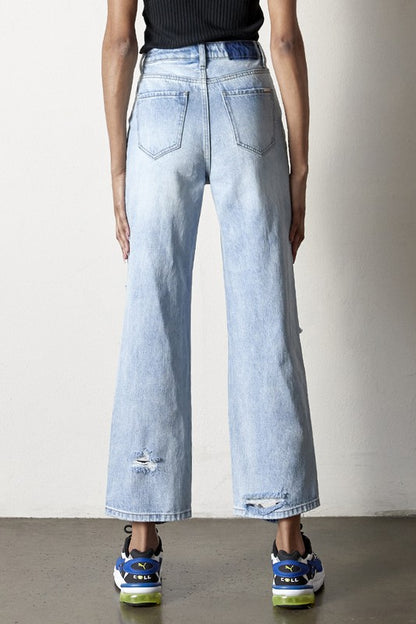 DESTRUCTED STRAIGHT JEANS