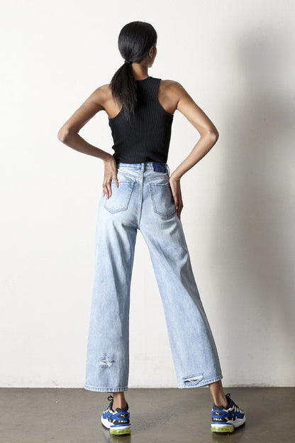 DESTRUCTED STRAIGHT JEANS